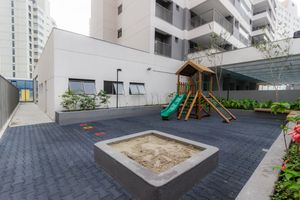 Image 49 - 692230