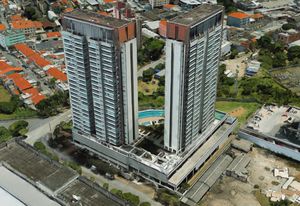Image 14 - 834953