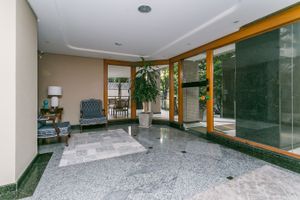 Image 2 - 535