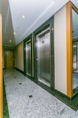 Image 6 - 535