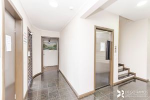 Image 33 - 123696