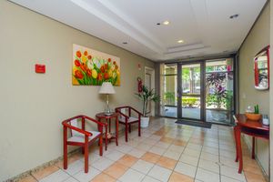 Image 30 - 878488