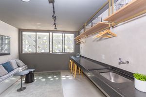 Image 37 - 869175