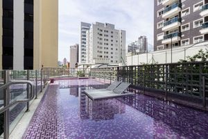 Image 31 - 894842