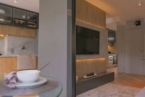 Image 3 - 877969