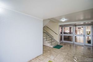 Image 6 - 552