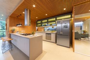 Image 12 - 877826