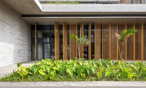 Image 7 - 877826