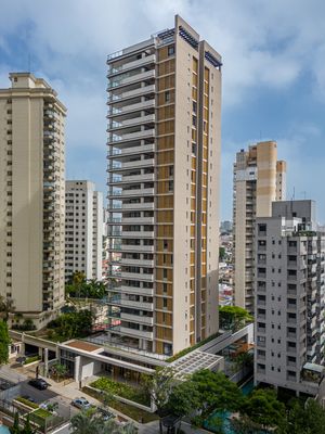 Image 1 - 877826