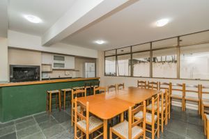 Image 26 - 810661