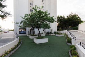 Image 87 - 871810