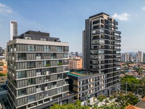 Image 0 - 877832