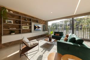 Image 21 - 877832