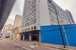 Image 12 - 819299