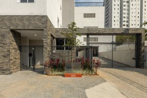Image 9 - 877265