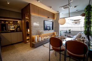 Image 1 - 876421