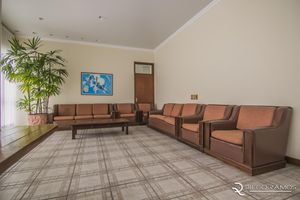 Image 32 - 283232