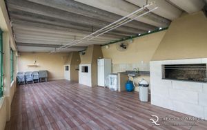 Image 25 - 265600