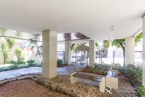 Image 43 - 243960