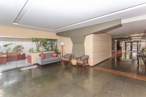 Image 31 - 873779