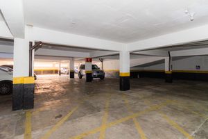Image 34 - 869840