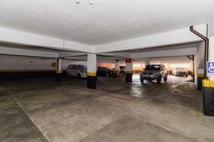 Image 35 - 869840