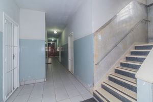 Image 25 - 842352