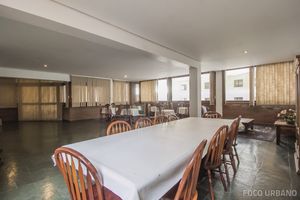 Image 3 - 5795