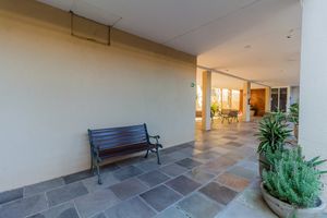 Image 23 - 868163
