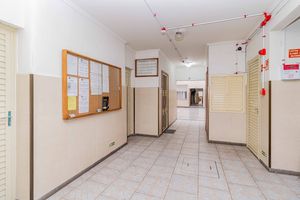 Image 30 - 915514
