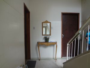 Image 38 - 267200