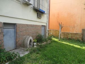 Image 39 - 267200