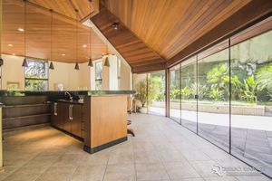 Image 1 - 5913