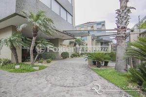 Image 11 - 5914