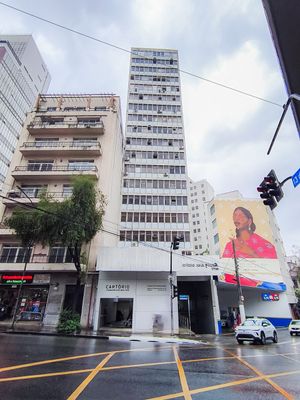 Image 18 - 874488