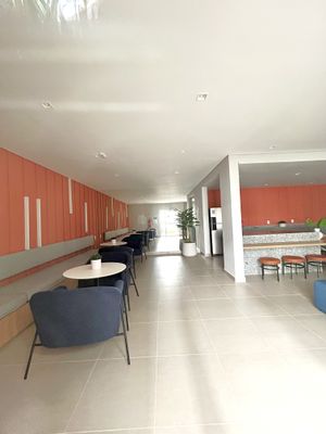 Image 16 - 870667