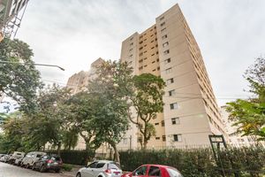 Image 39 - 875359
