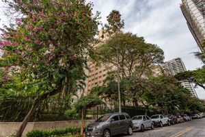 Image 41 - 875359