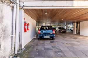 Image 31 - 854565