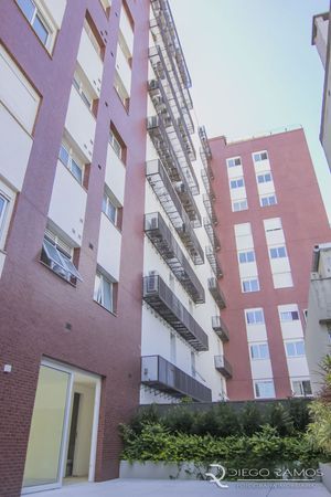 Image 15 - 6