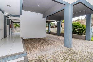 Image 32 - 875091