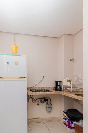 Image 39 - 930242