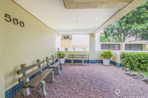 Image 29 - 819812
