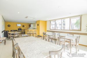 Image 32 - 819812
