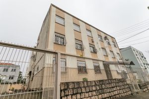 Image 19 - 219334