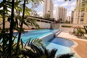 Image 8 - 60814