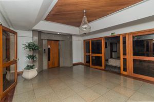 Image 5 - 610
