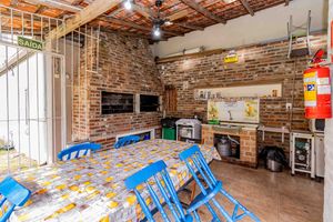 Image 31 - 867100