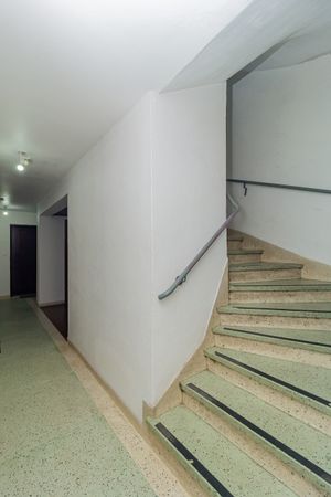 Image 3 - 107675