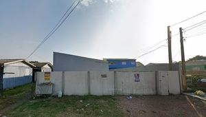 Image 14 - 882510